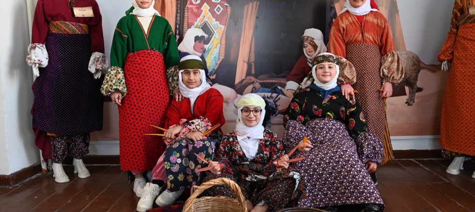 Başkan Koyuncu Söz Verdi, Yaptı: Emirdağ’da Halk Dansları ve Folklor Grubu Kuruldu