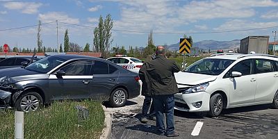 Afyon Bolvadin’de Trafik Kazası Meydana Geldi