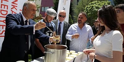 Afyon’da Öğrencilere Sakala Çarpan Çorbası İkram Edildi