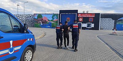 Afyon’da Vergi Suçlusu Jandarmadan Kaçamadı!