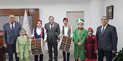 AFYON'DAKİ BU OKULUN ÖĞRENCİLERİ RAMAZAN GELENEĞİ YAŞATTI