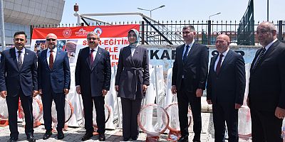 Afyon'daki Köy Okullarına Spor Malzemesi Desteği