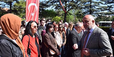 Afyonkarahisar’da Gençlik Haftası Kocatepe Anıtı’nda Başladı