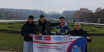 AFYONLU ÖĞRENCİLER ULUSLARARASI BİR BAŞARIYA İMZA ATTILAR