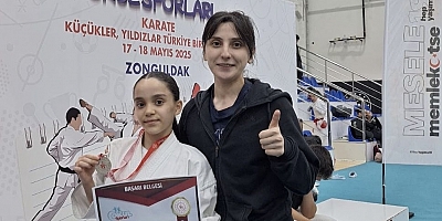 Afyonlu Sporcu Sarıgül Karatede Türkiye İkincisi Oldu