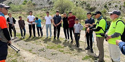 Çay Müftülüğü Öğrencilere Doğada Eğitim Etkinliği Düzenledi