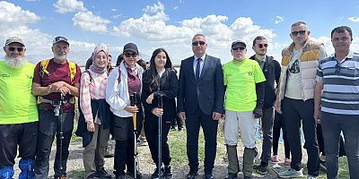 Doğaseverler Eber Gölü İçin Yürüdüler: “Bu Göl Bizim Geleceğimiz”
