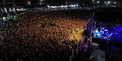 NG AFYON MOTOFEST´TE ŞEVVAL SAM VE DJ ASLI POLAT COŞKUSU