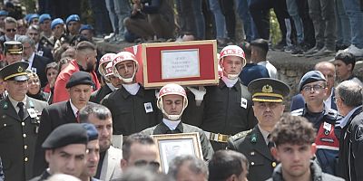 Şehit Önder Özen'in naaşı memleketi Afyon’da toprağa verildi: Kızının sözleri yürek burktu