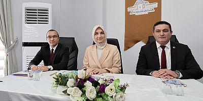 Vali Yiğitbaşı Çobanlar’da Vatandaşlarla Buluştu, Kodlama Atölyesini Ziyaret Etti